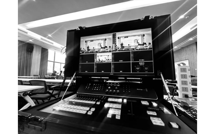 专业影视制作服务商 100+ 摄像及制作服务，赋能企业品牌传播